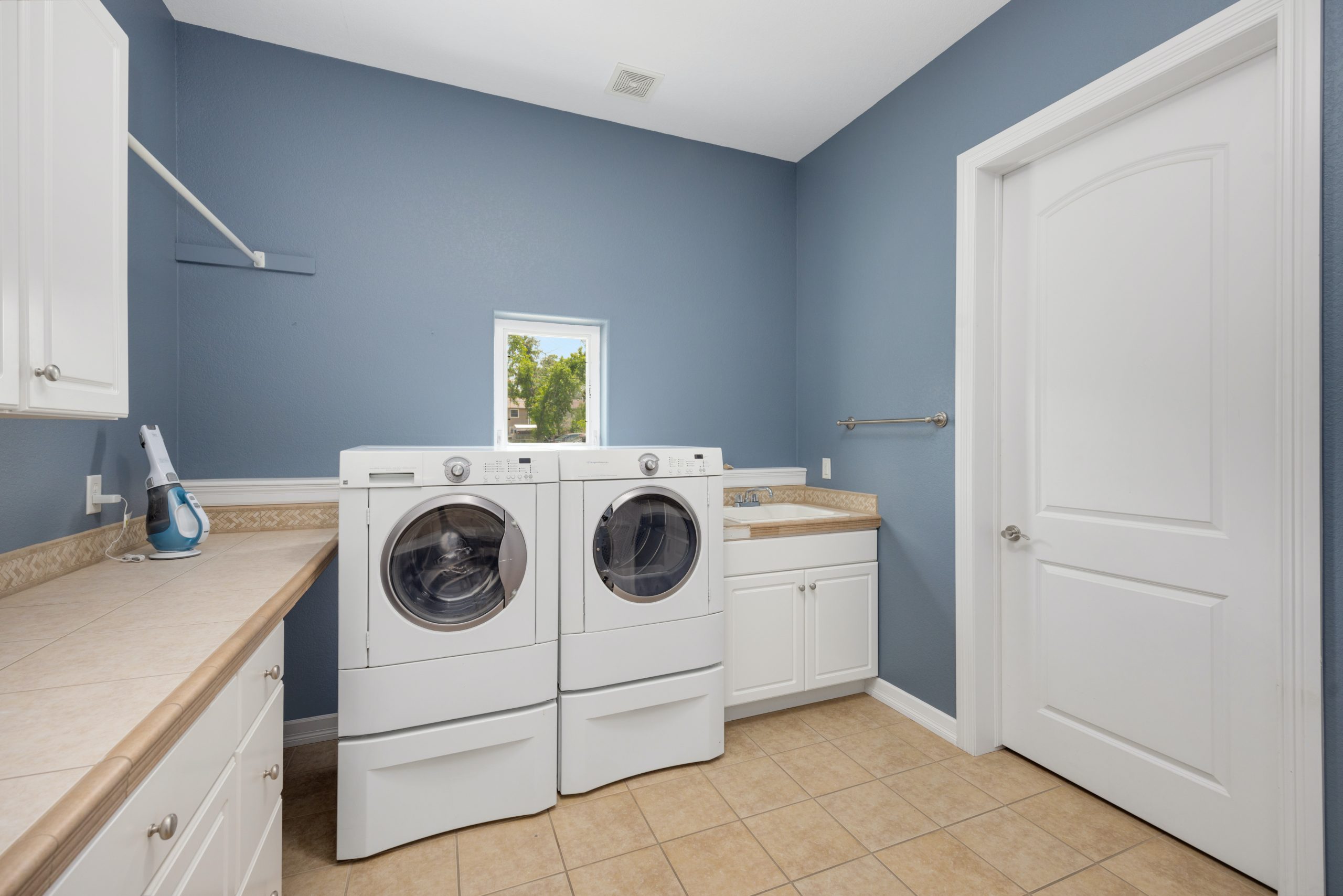 Choosing the Right Flooring for Your Laundry Room